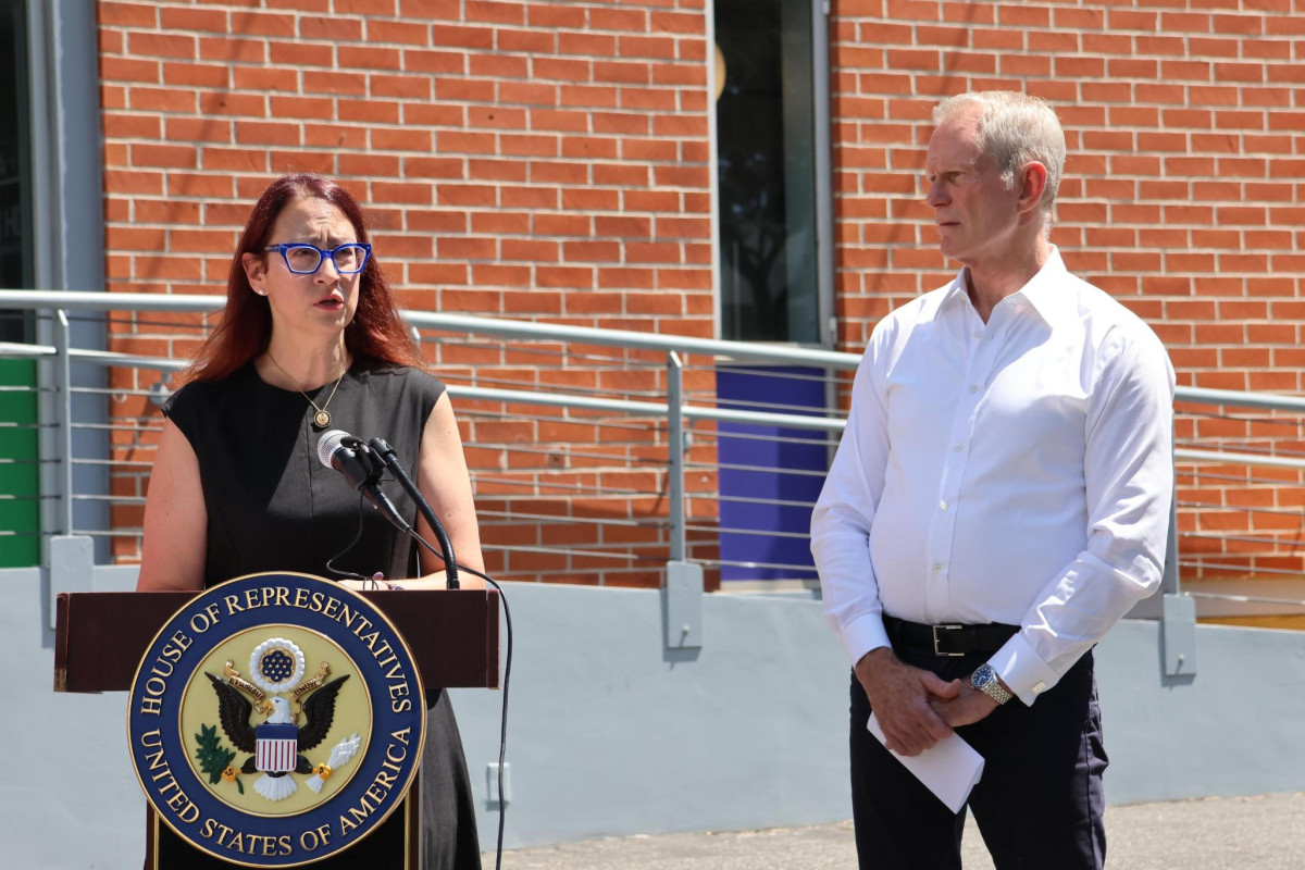 LF at APLA Presser