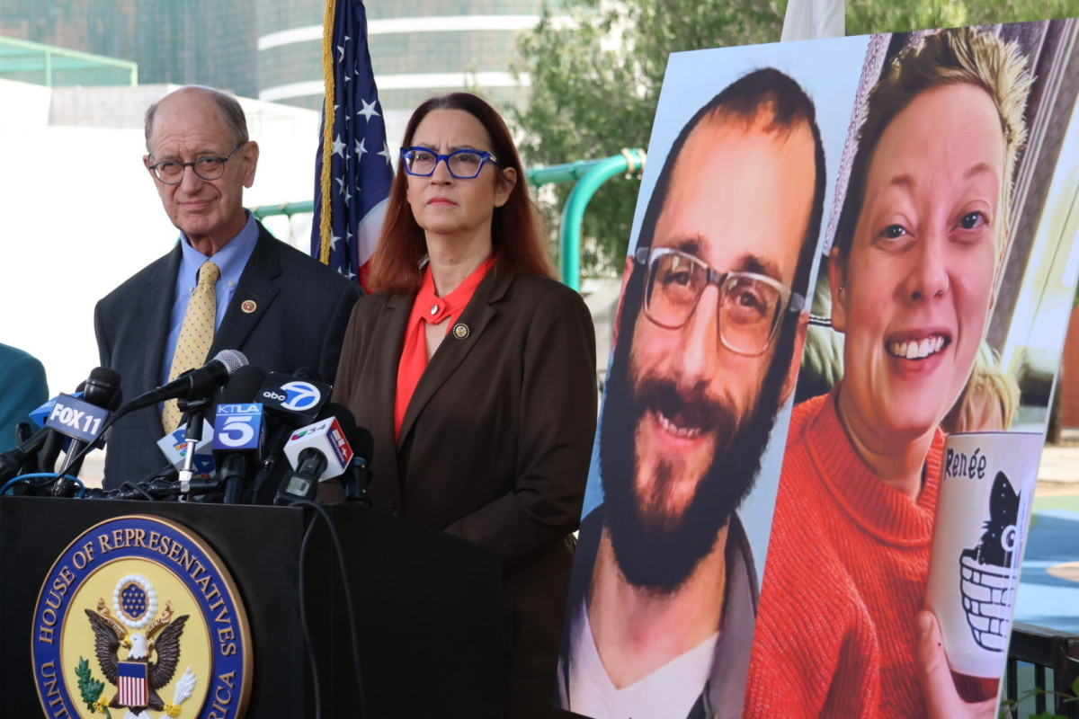 LSF, Brad Sherman, and Judy Chu at ICE Presser 1