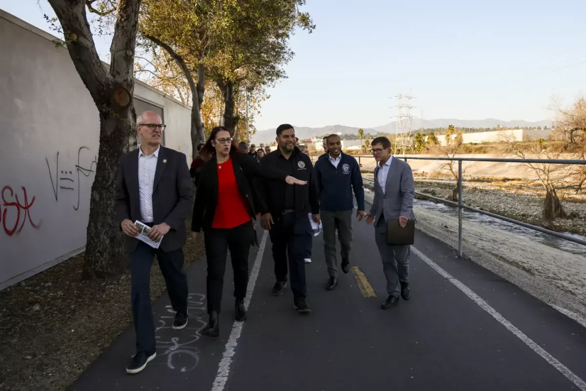 walking along LA River